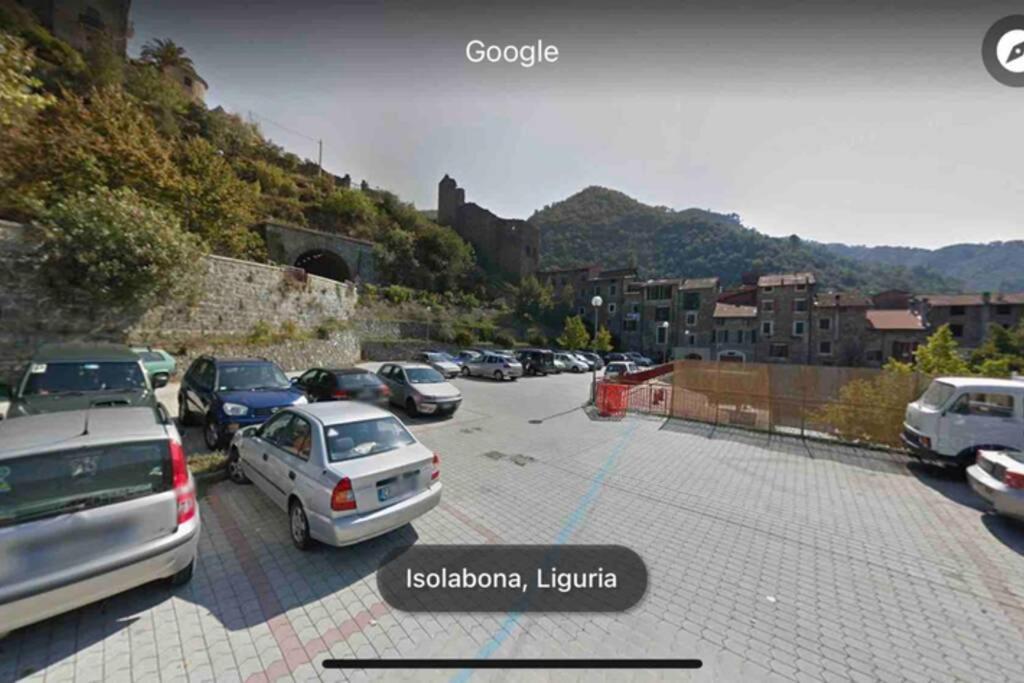 Alloggio Per Vacanze A Isolabona 外观 照片