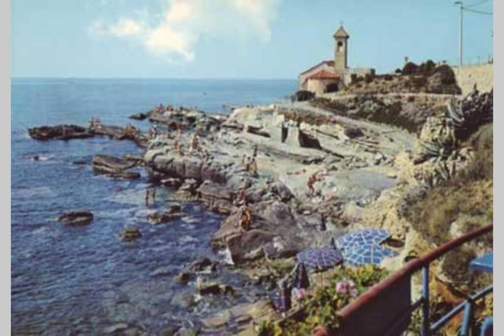 Alloggio Per Vacanze A Isolabona 外观 照片
